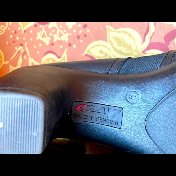 Easy Spirit 24/7 Daryoln heels - Picture 3 of 3